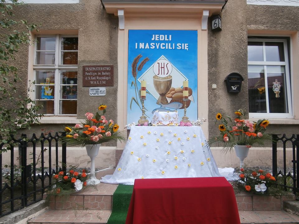 oltarz przy plebanii